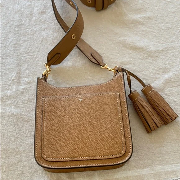 Tory Burch Tan Crossbody Bag Sleek Design - Picture 2 of 6